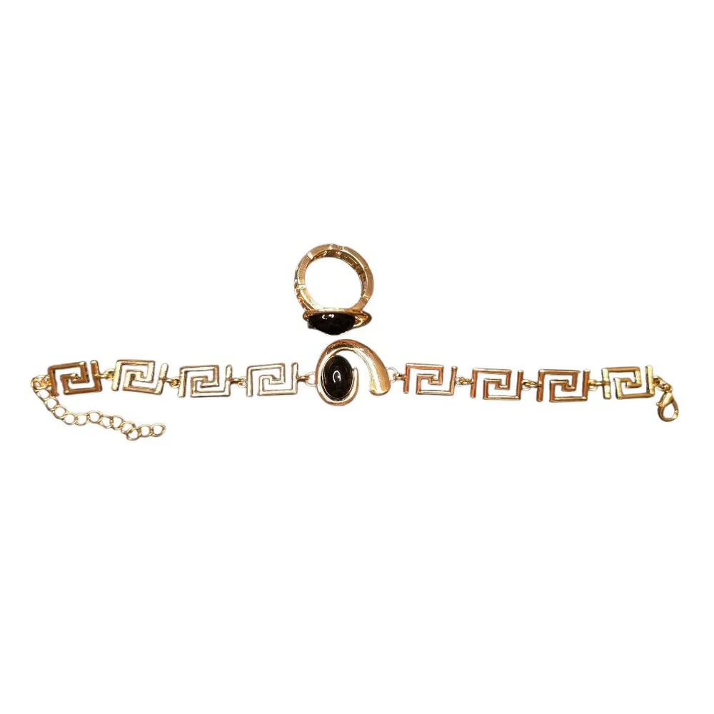 NWT Fashion Inspired Unbranded Gold &‎ Black Bracelet & Ring Set